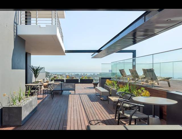 0.5 BEDROOM APARTMENT FOR SALE IN CAPE TOWN CITY CENTRE